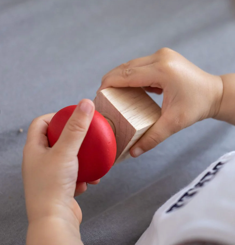 PLAN TOYS Nuts & Bolts