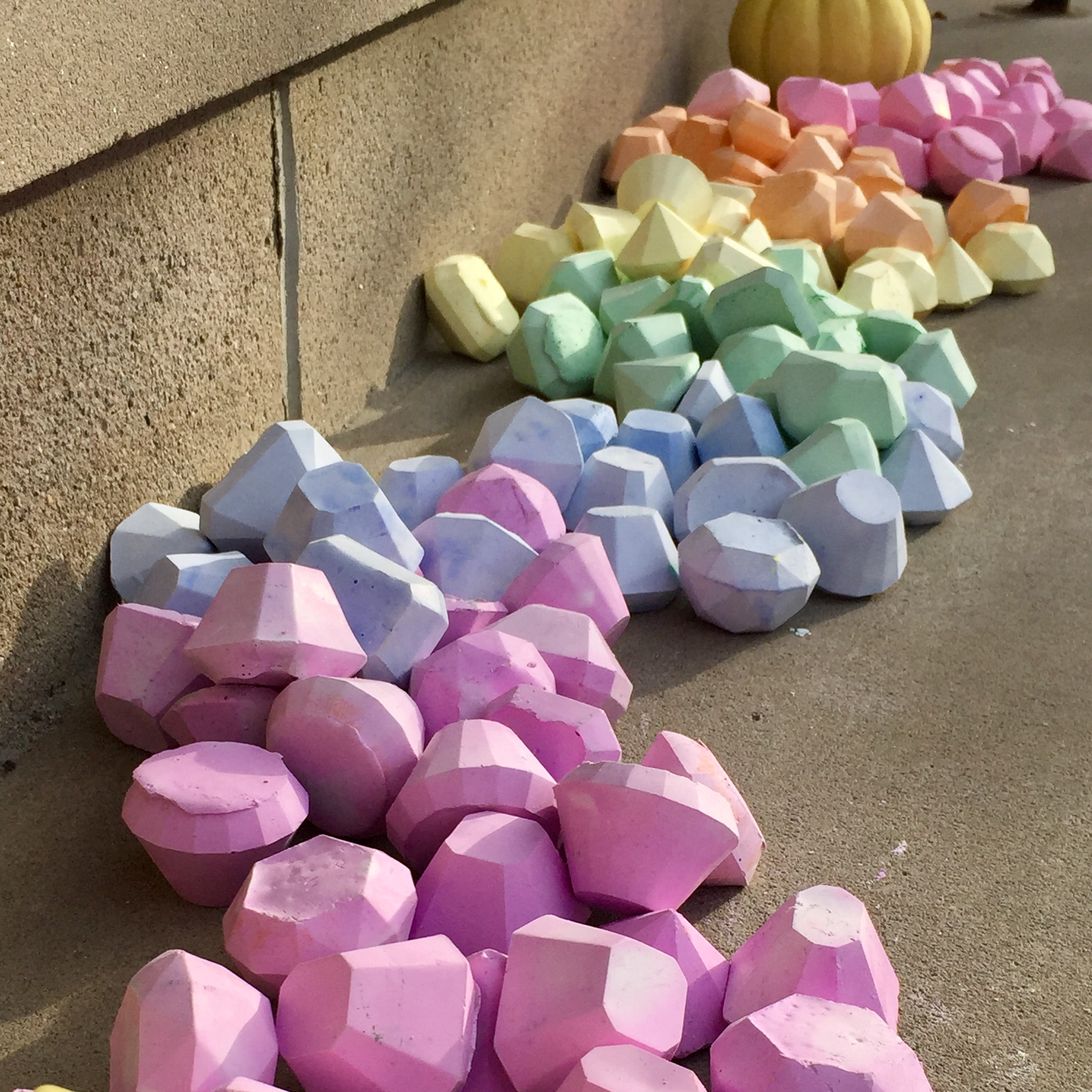 TWEE Gemstone Sidewalk Chalk