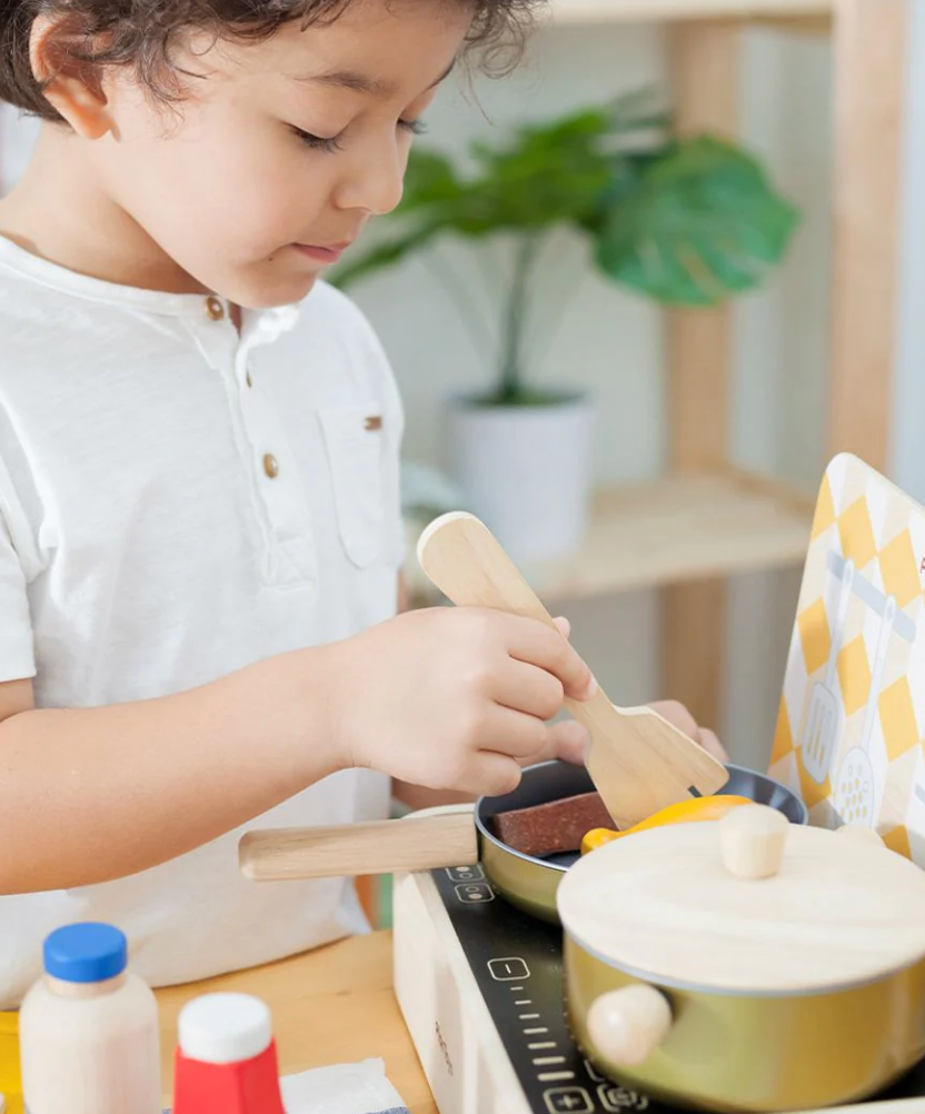 PLAN TOYS - Cooking Utensils