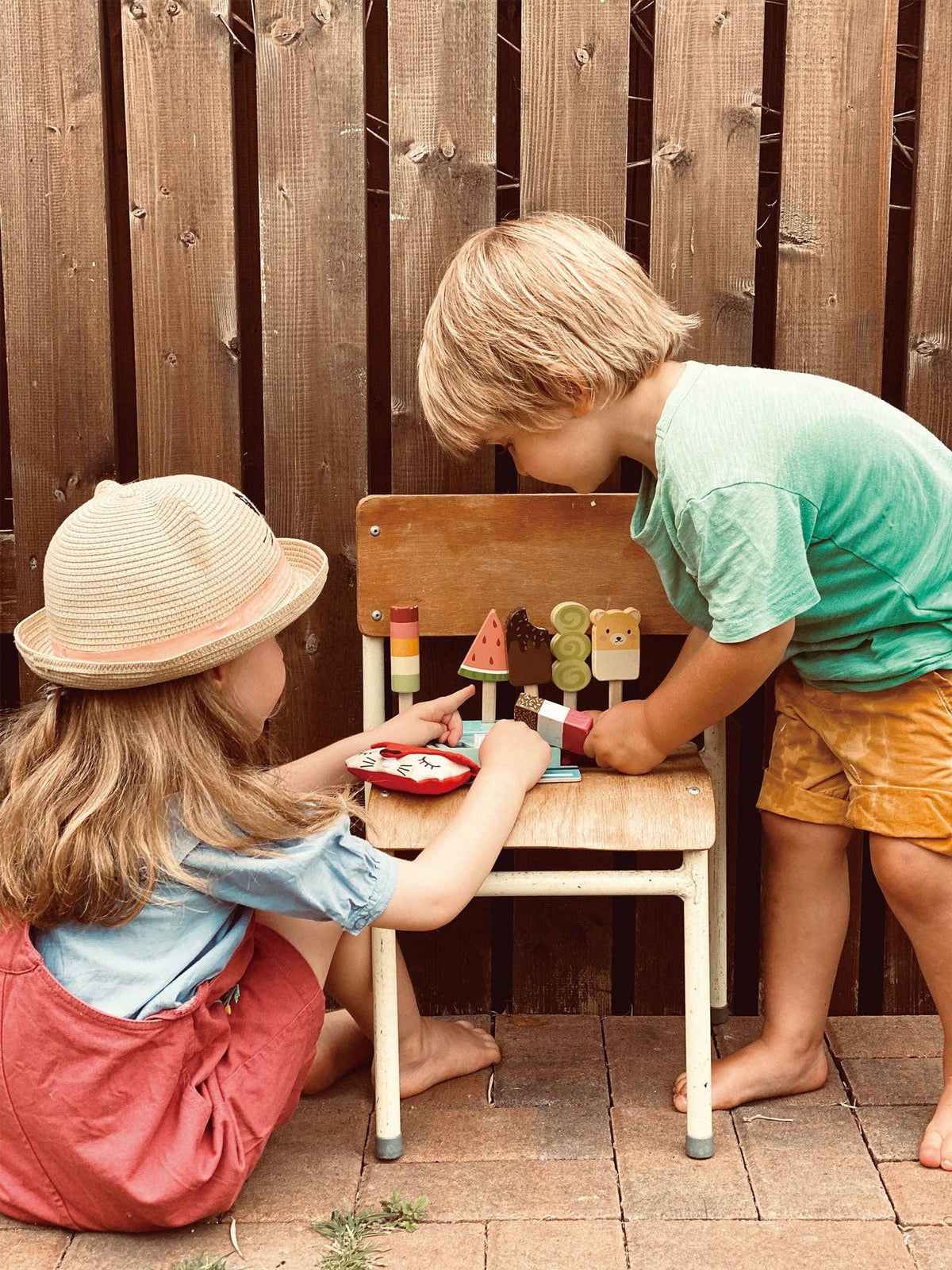 TENDER LEAF Play Pay Pack