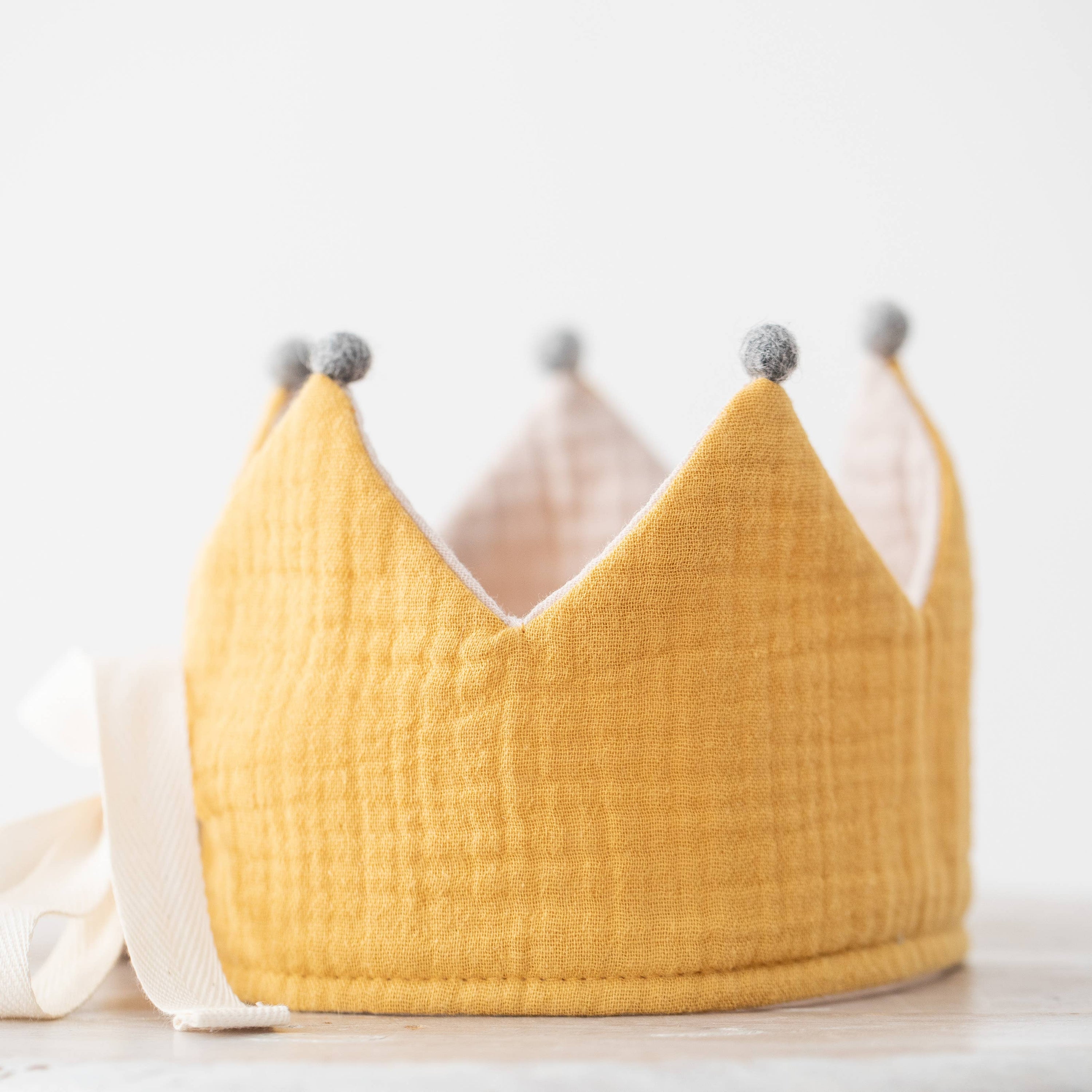 MONOCROM Muslin PomPom Crown (Sand-Mustard)