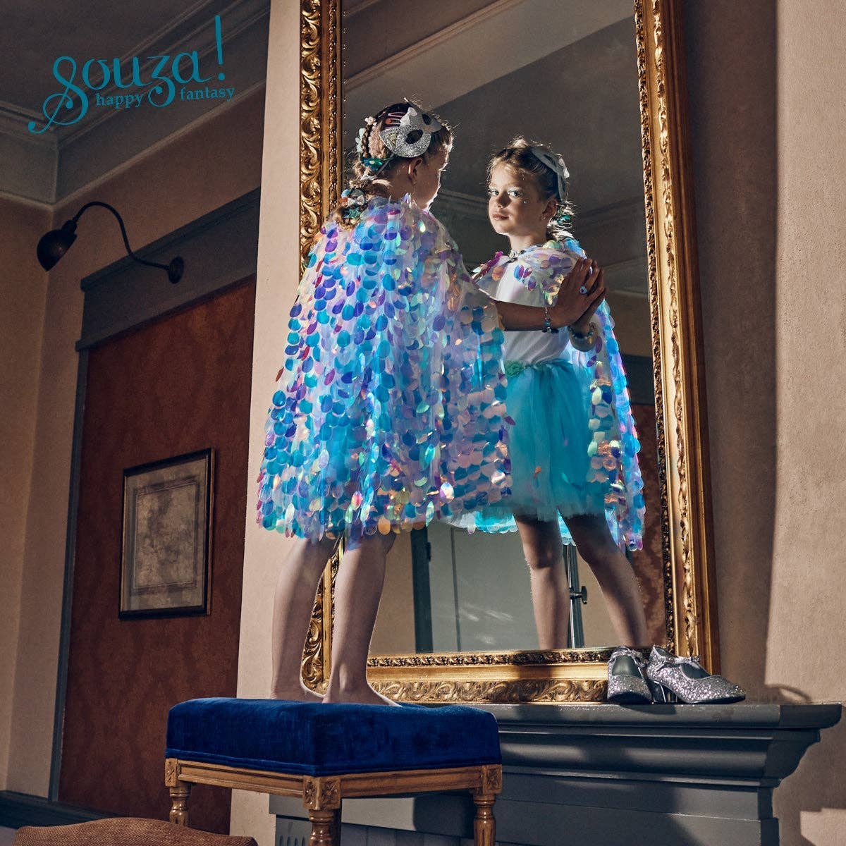SOUZA Lorelie Sequin Cape