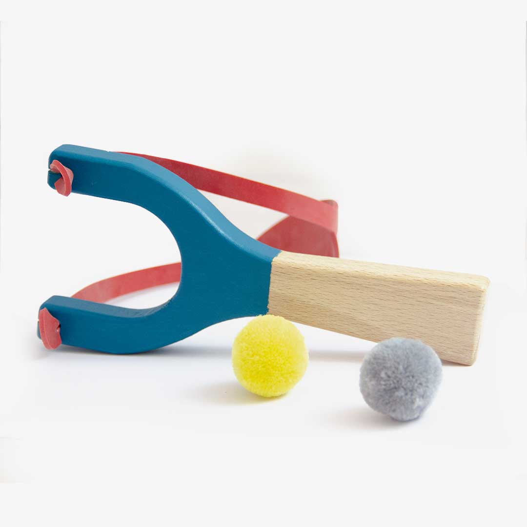 Me&Mine Wooden Catapult Slingshot with Pom Poms