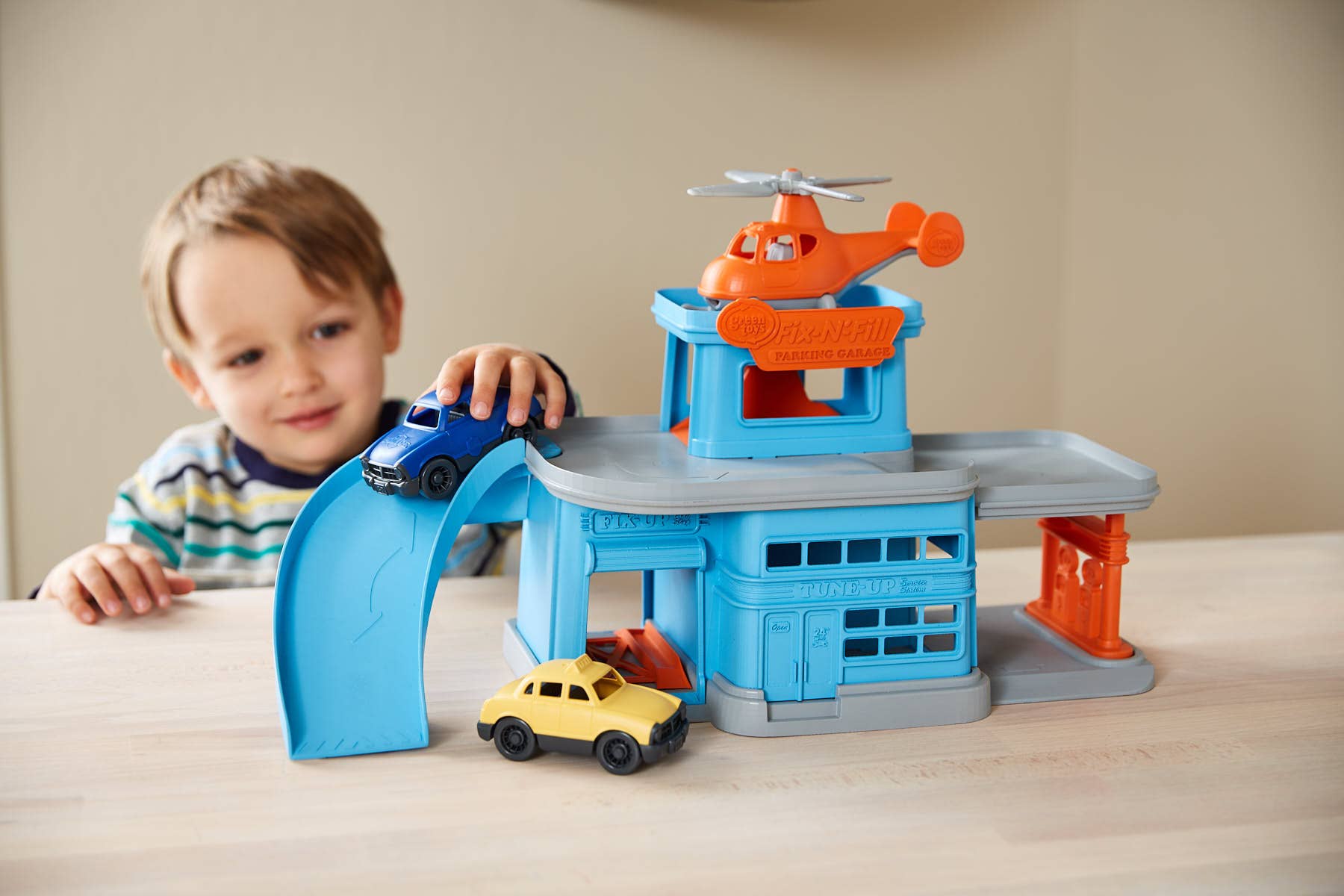 GREEN TOYS - Parking Garage
