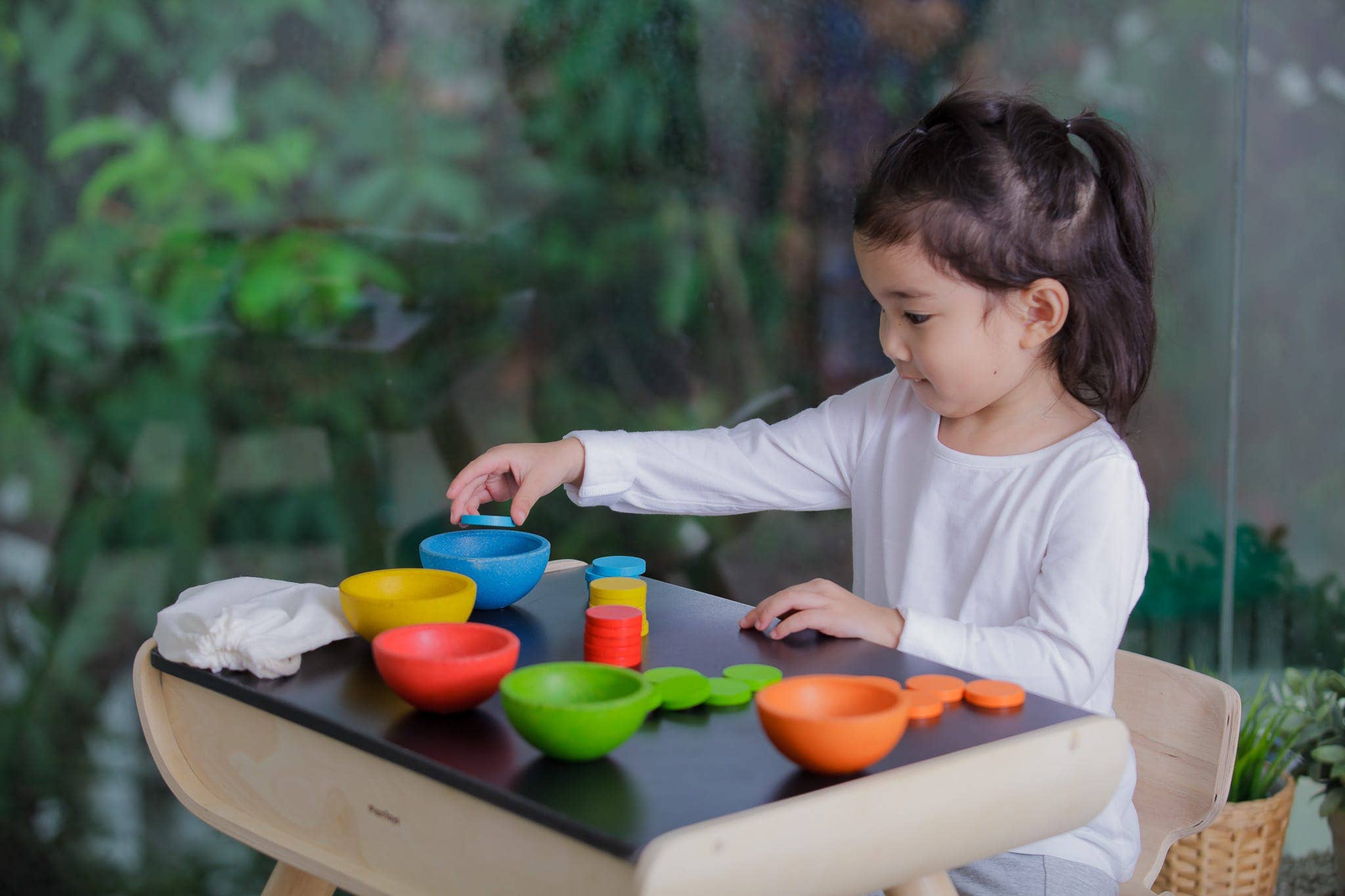 PLAN TOYS Sort And Count Cups