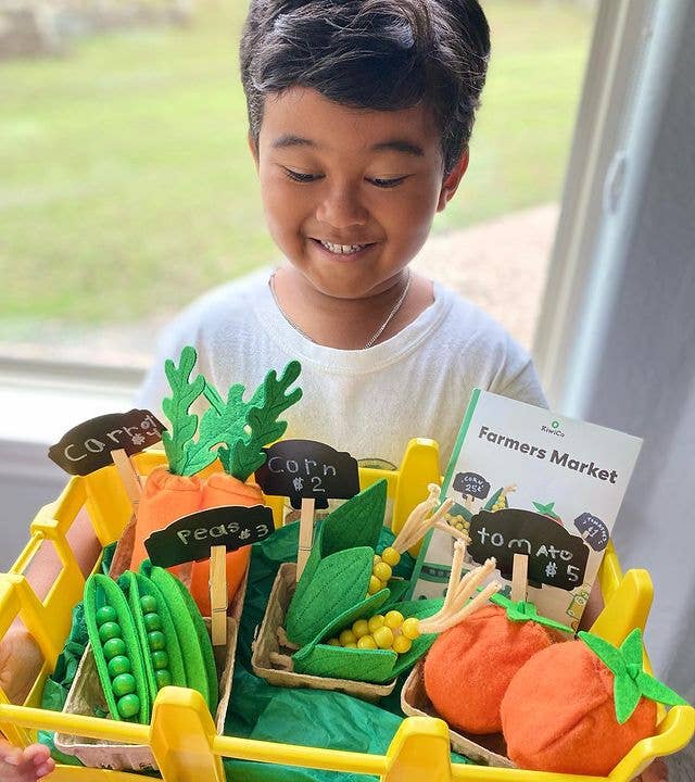 KIWICO Learn & Grow Farmers Market Kit