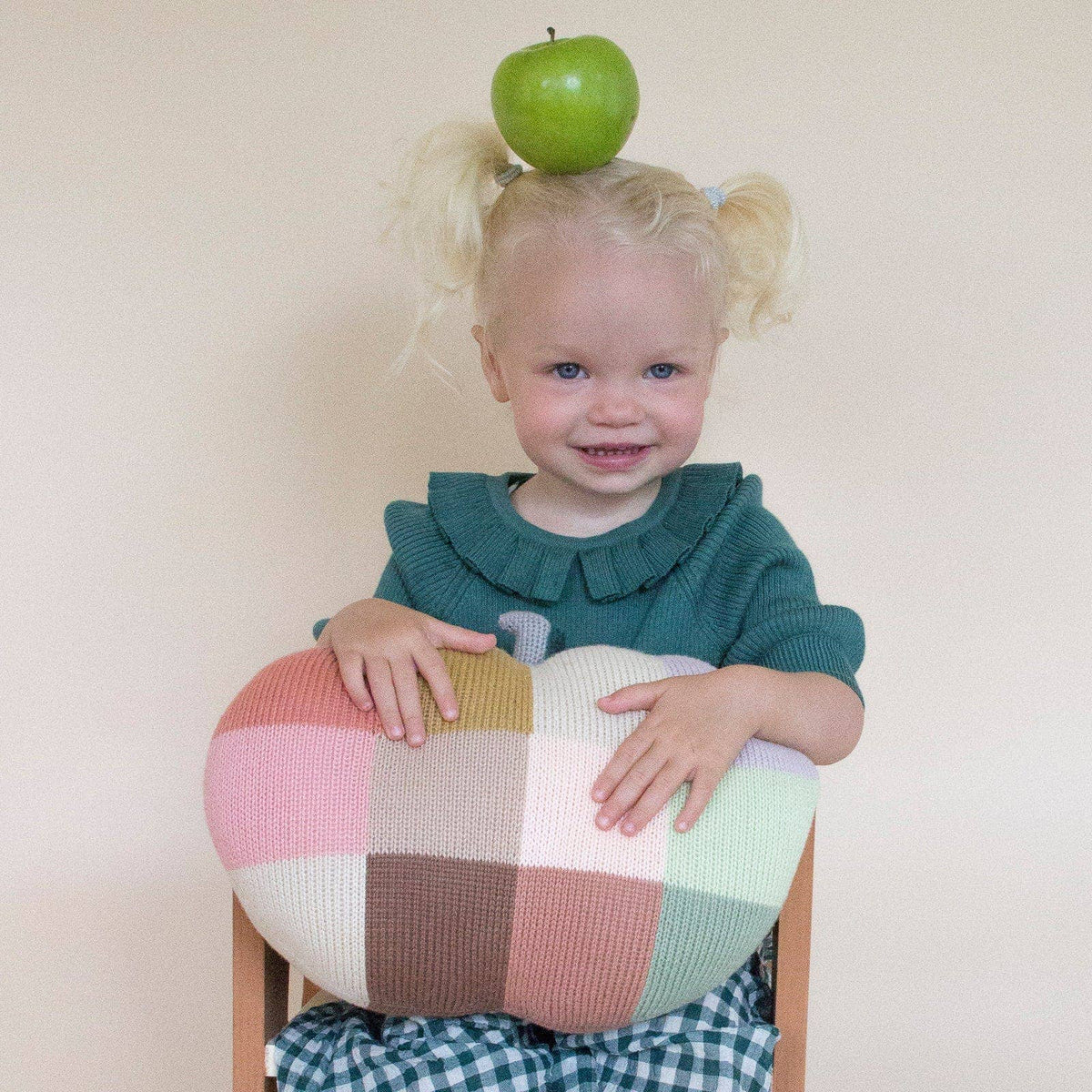 BLABLA Apple Pillow Patchwork